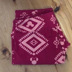 New TC Lularoe Disney Leggings